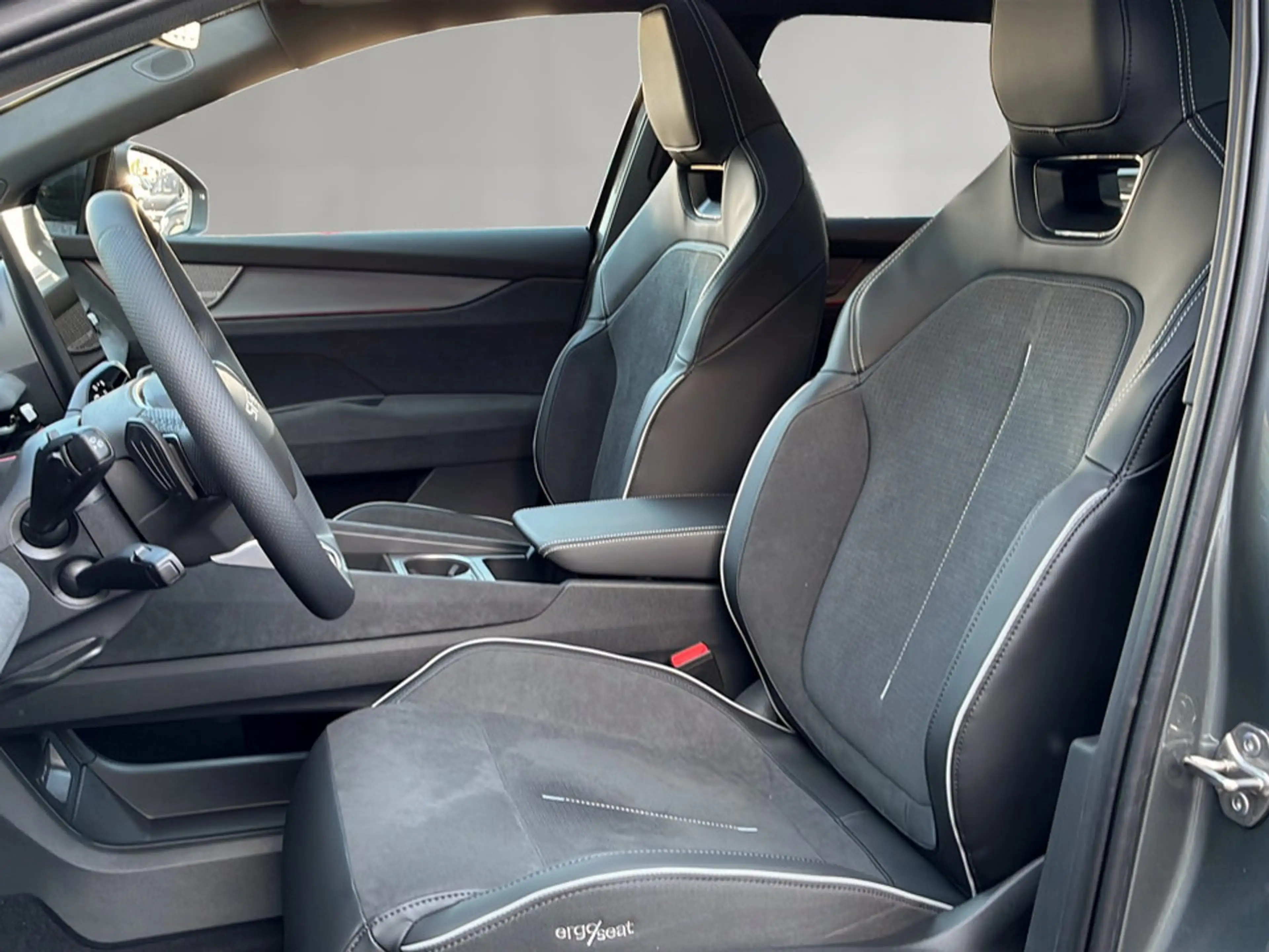 Skoda Peaq Sportline 90x — photo 8