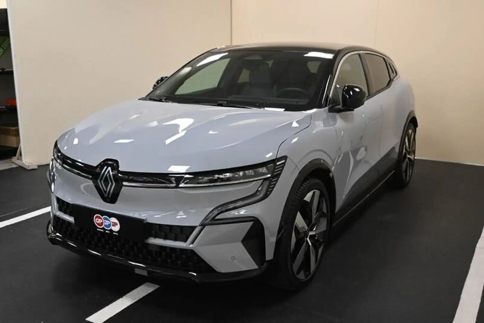 Renault Megane E-Tech E-Tech Electric EV60 220 CV Techno Optimum Charge Grigio - 2