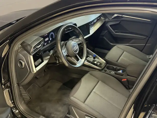 Audi A3 view 9