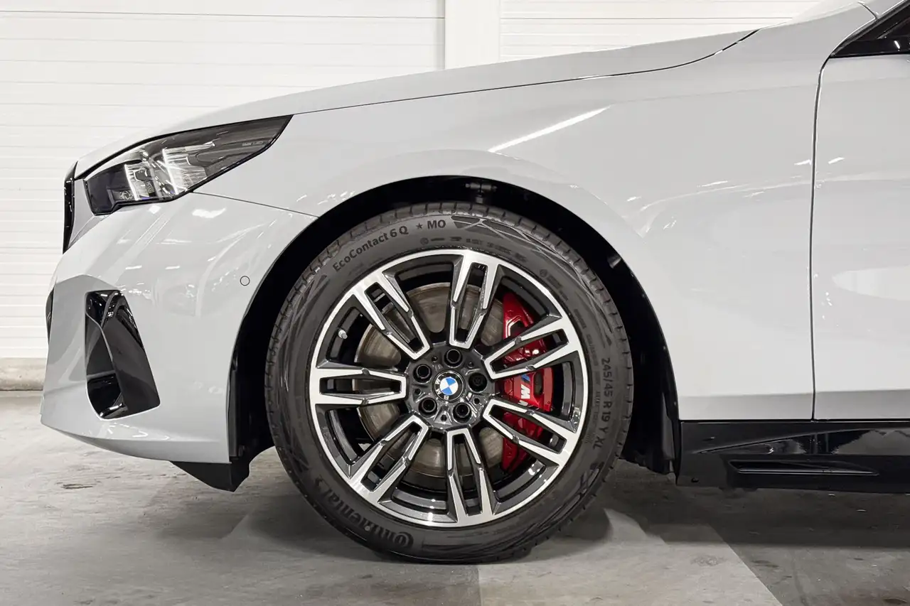 BMW i5 2026