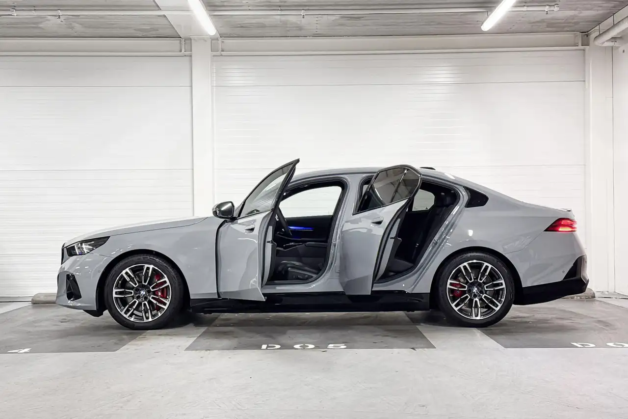 BMW i5 2026