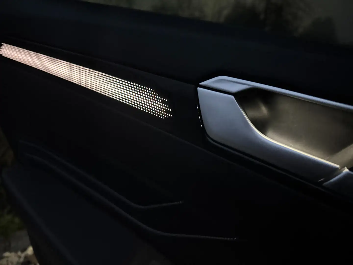 Volkswagen Arteon Elegance-ACC"360°Kam"Totwinkel"Keyl-go"LED Sch Blau - 2