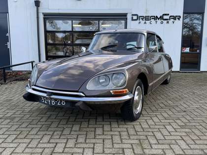 Citroen DS 2.3 Pallas. Citromatic semi-automatic