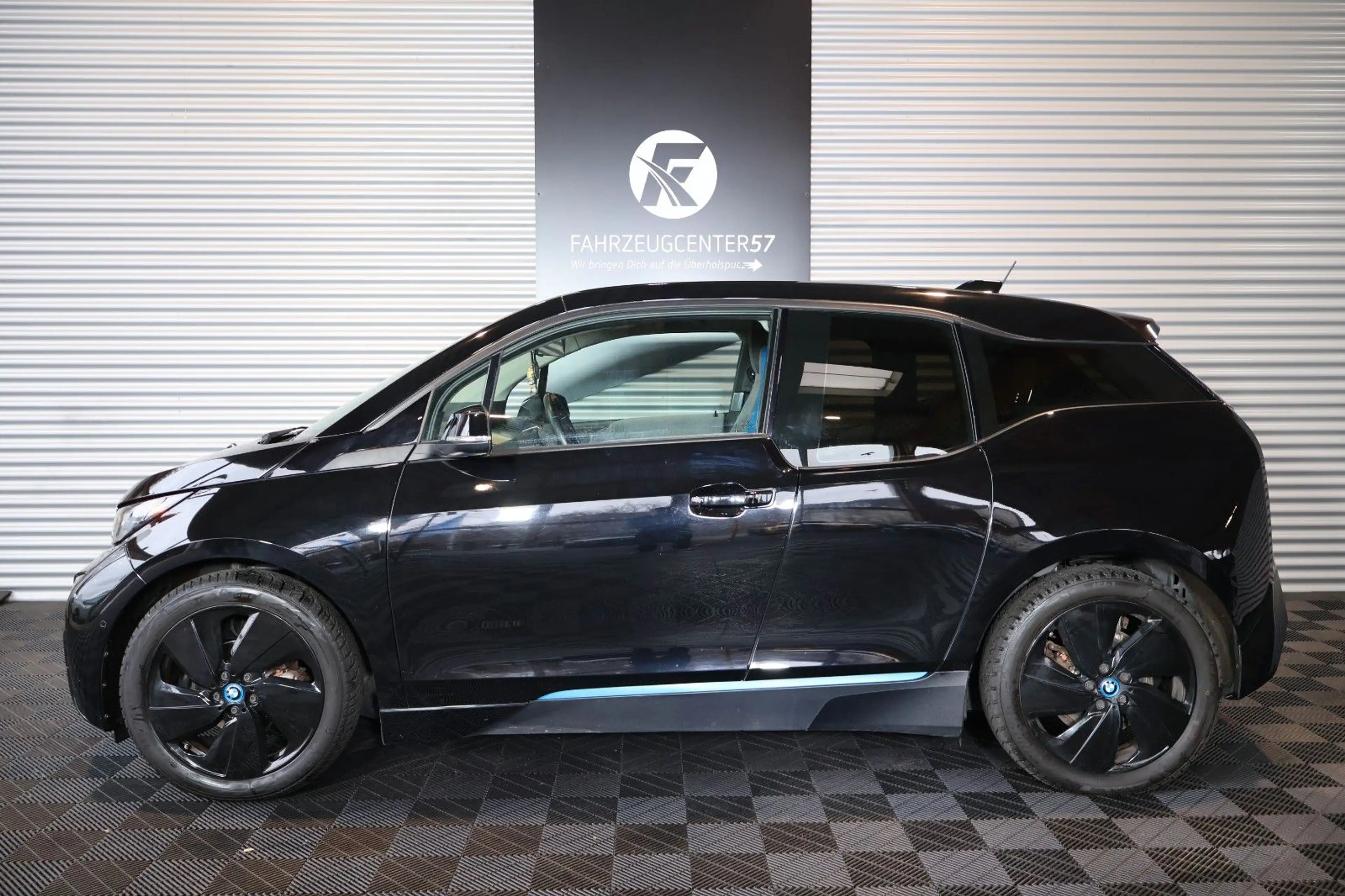 BMW i3 REX (94 Ah)/RFK/PDC/NAVI/TEMPOMAT/SITZHEIZUNG — photo 2