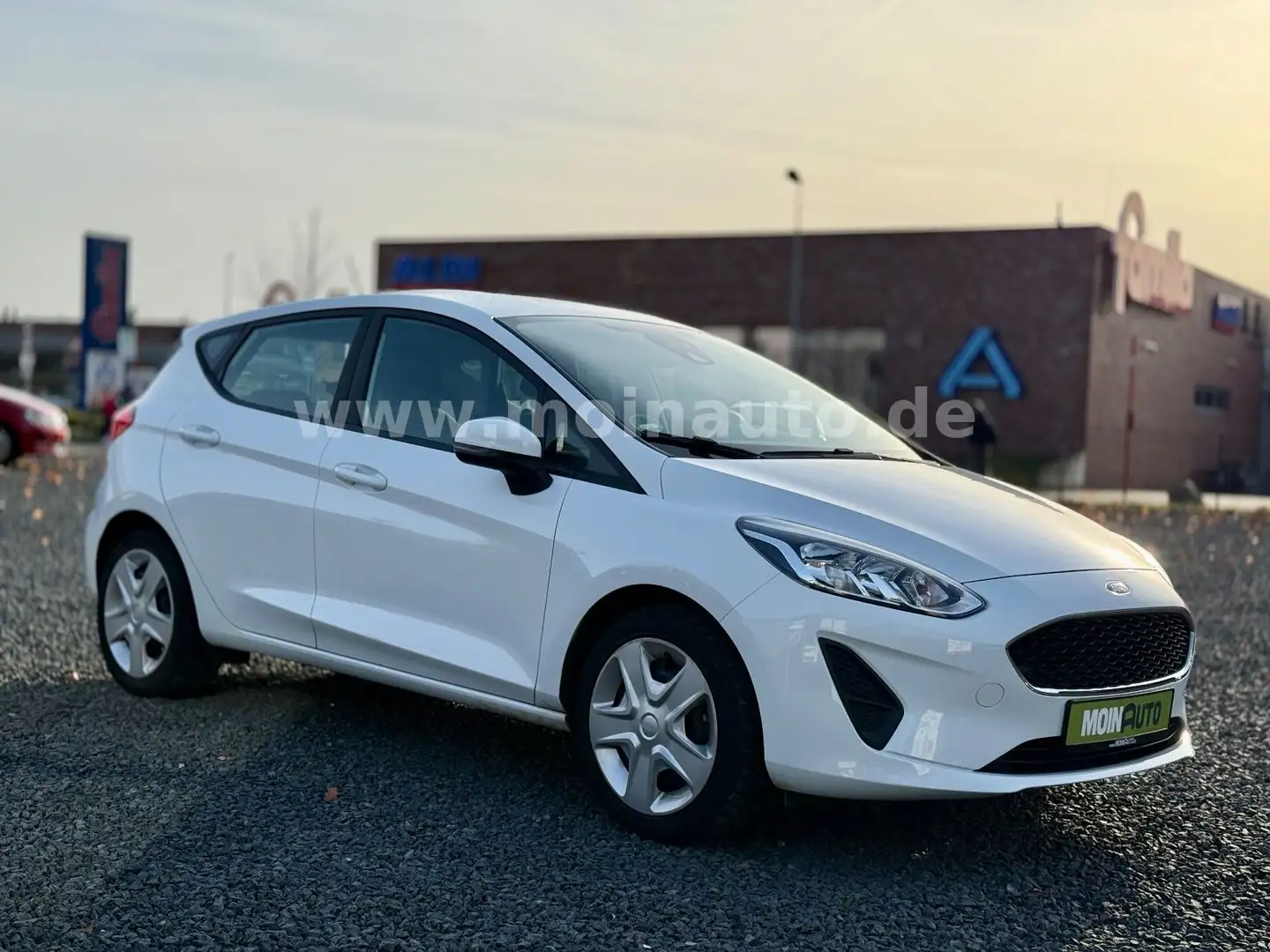 Ford Fiesta KLIMA BEH.FRONTSCHEIBE SITZHEIZUNG Blanc - 1