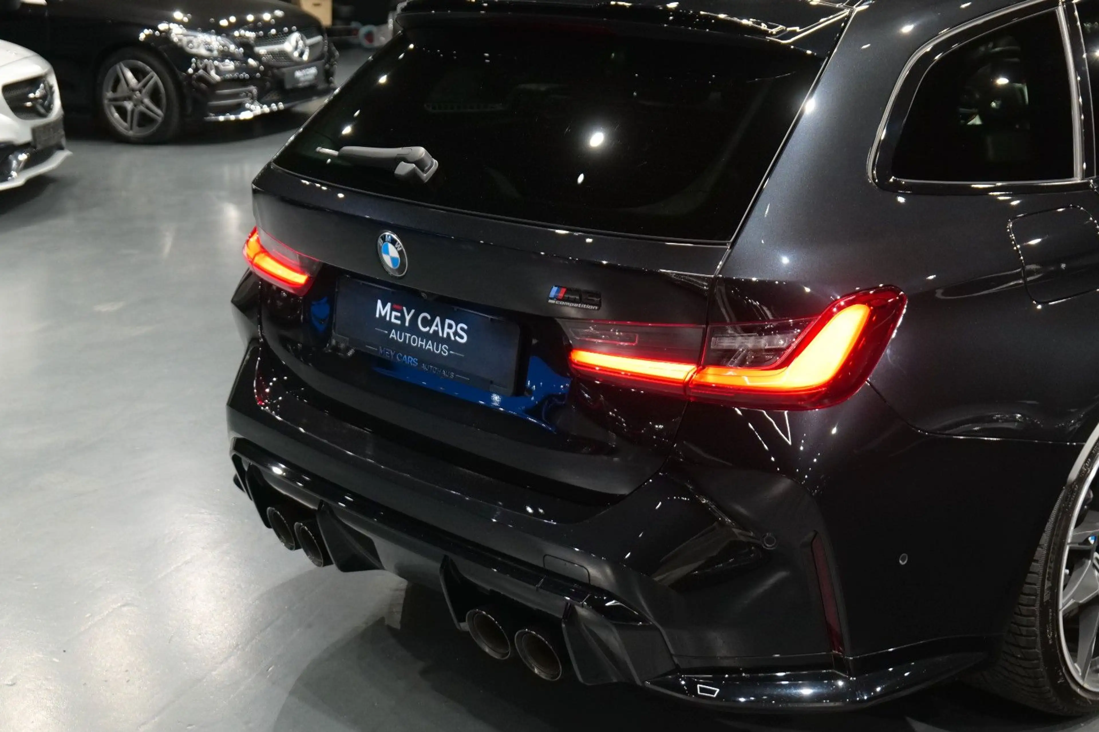 BMW M3 Touring xDrive Competition *Laser*HUD*360°* — photo 11