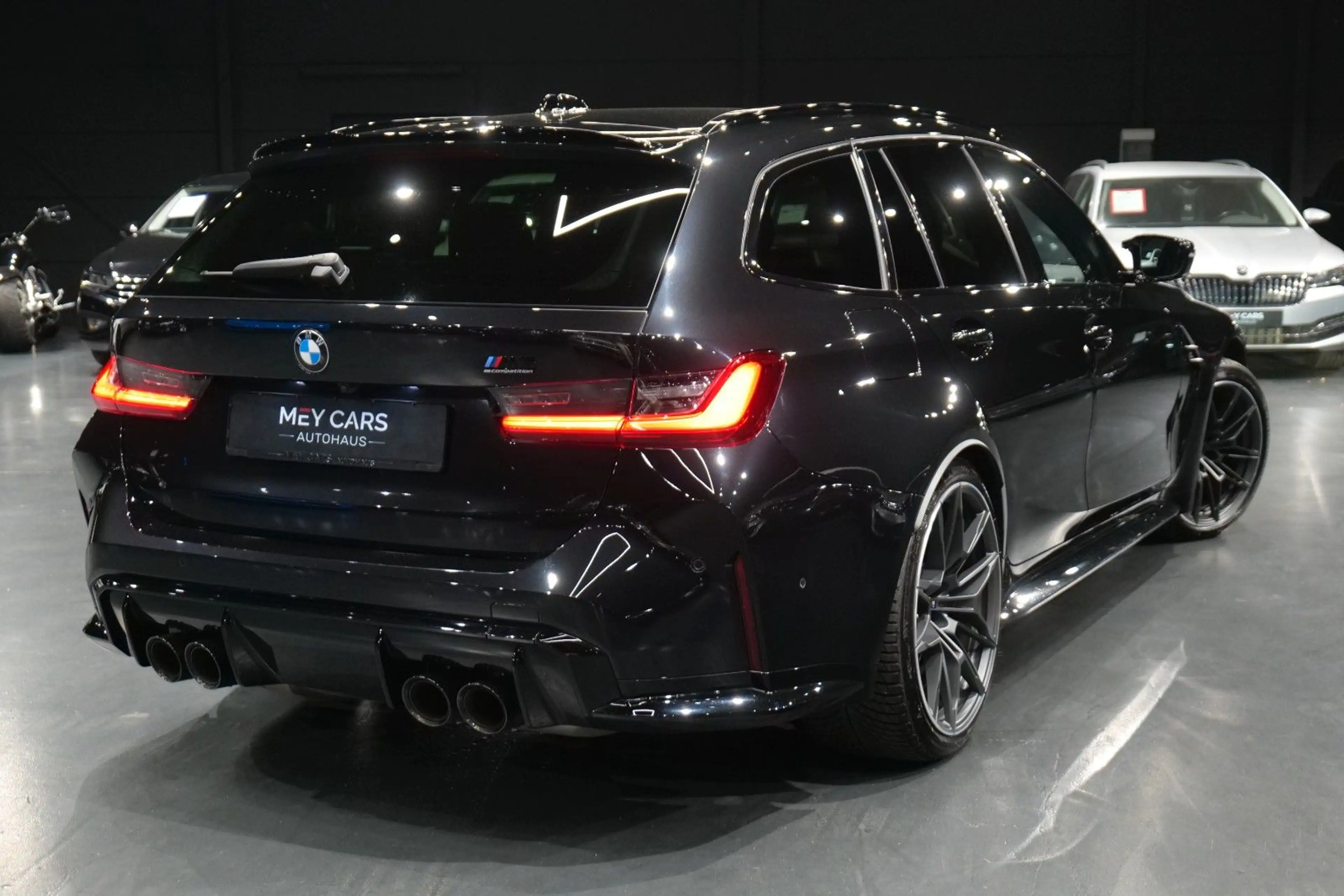 BMW M3 Touring xDrive Competition *Laser*HUD*360°* — photo 3