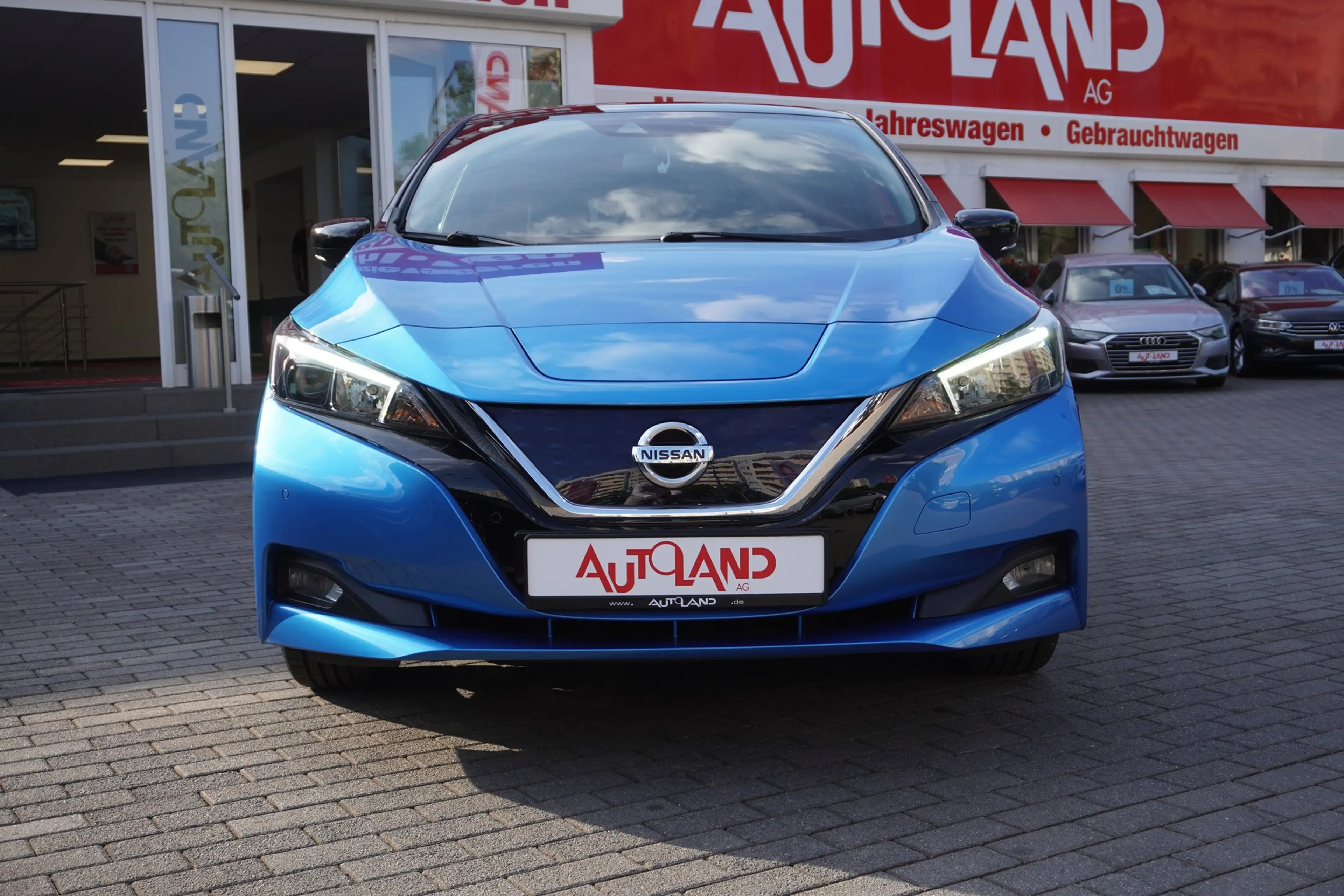 Nissan Leaf Basis DCT Navi ACC Totwinkel Sitzheizung — photo 9