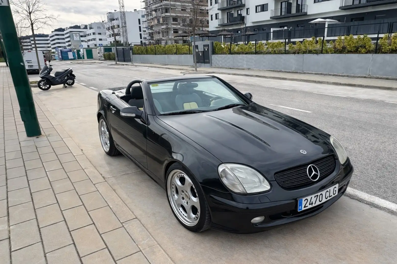 Mercedes-Benz SLK 320 - 1