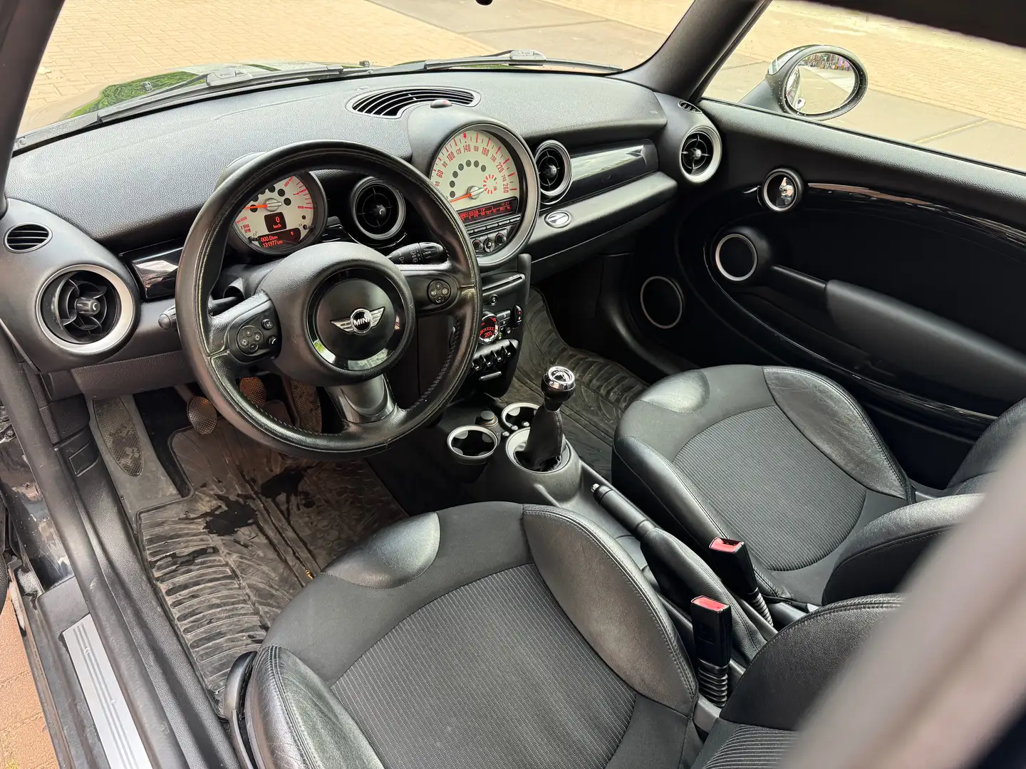 MINI Cooper Clubman Cooper Clubman 1.6 Pepper Zwart - 2