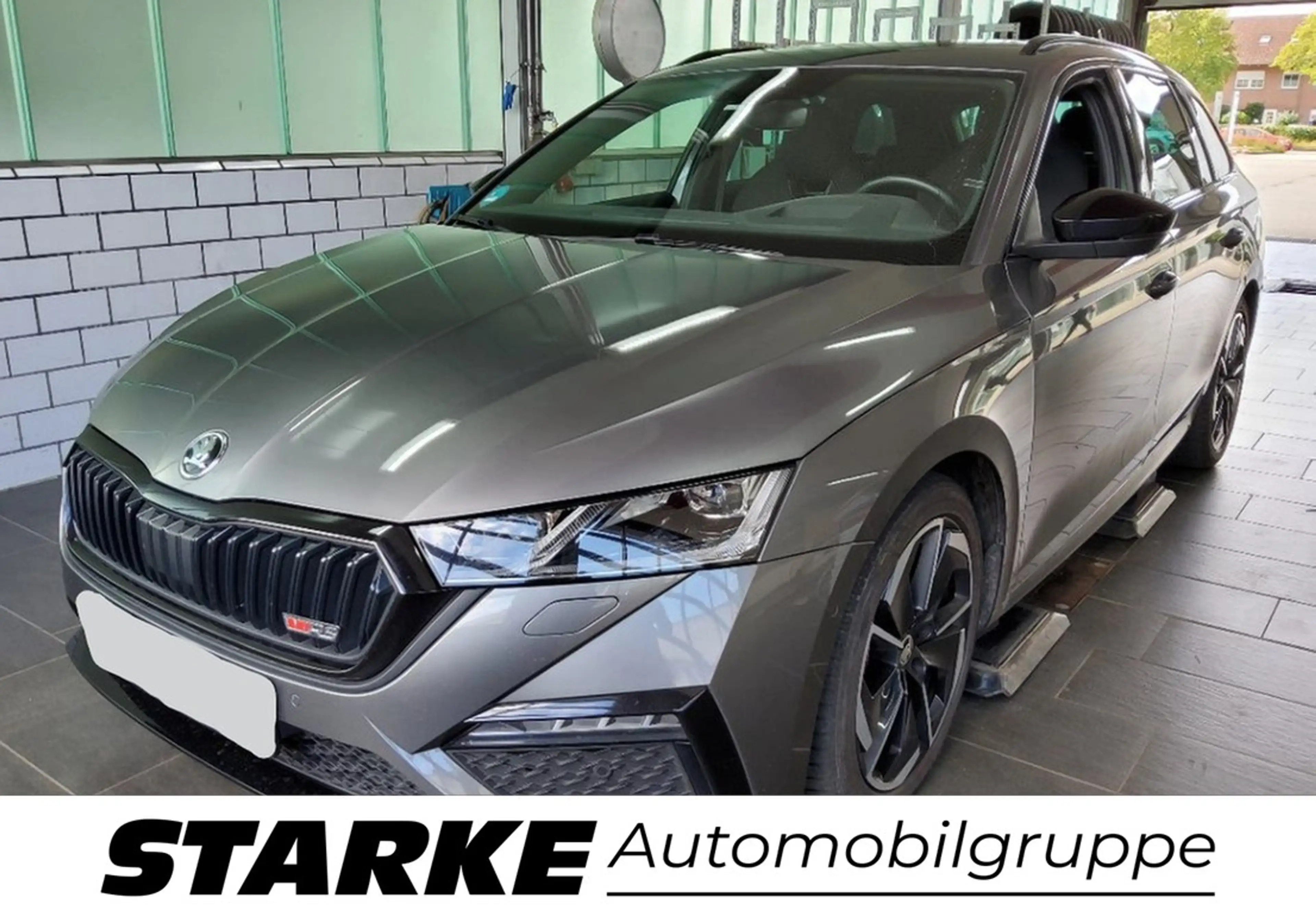 Skoda Octavia Combi RS 2.0 TDI DSG LED-Matrix AHK Pano