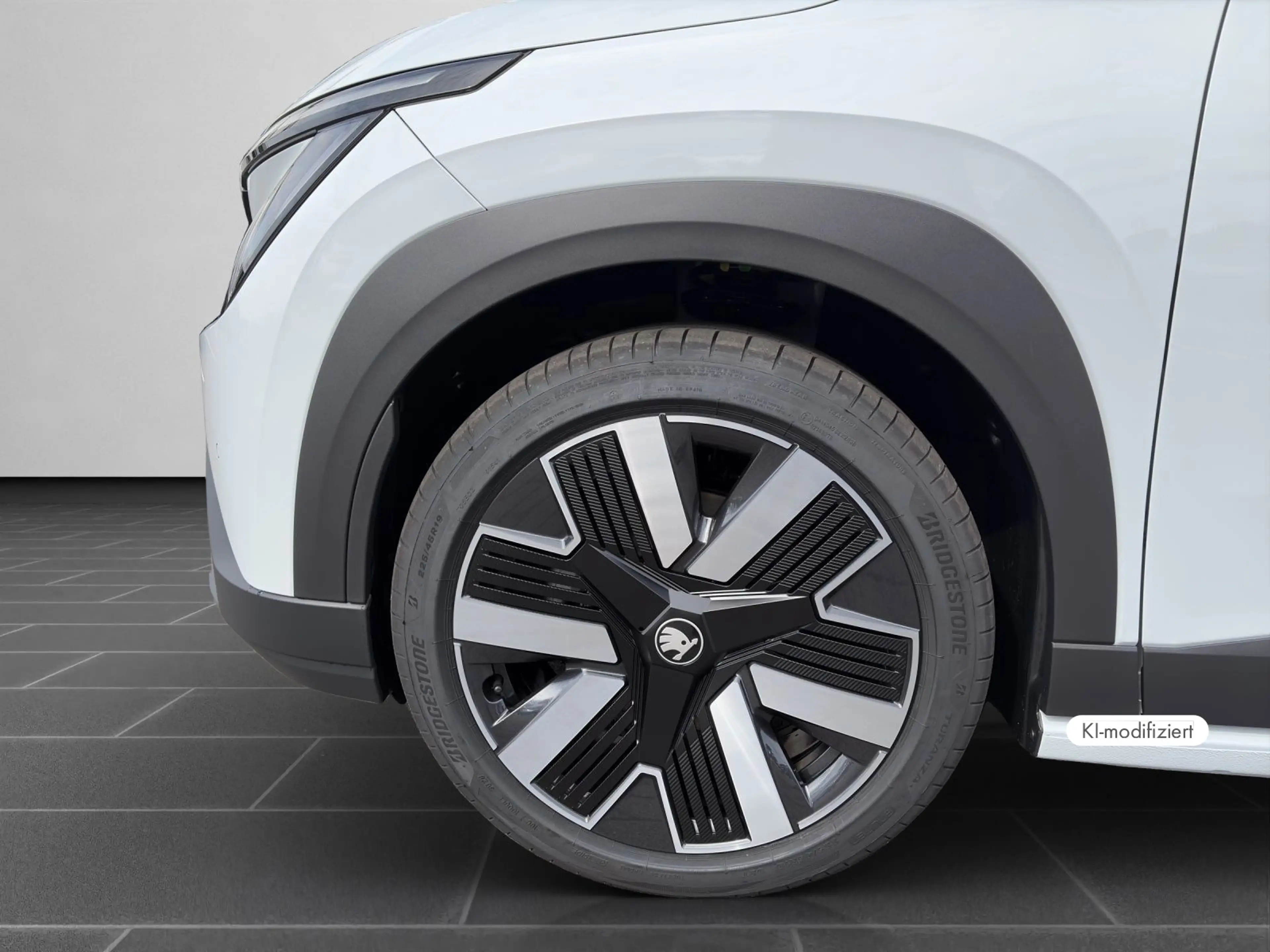 Skoda Epiq Selection 55 Edition Eins Matrix 19" Navi — photo 8