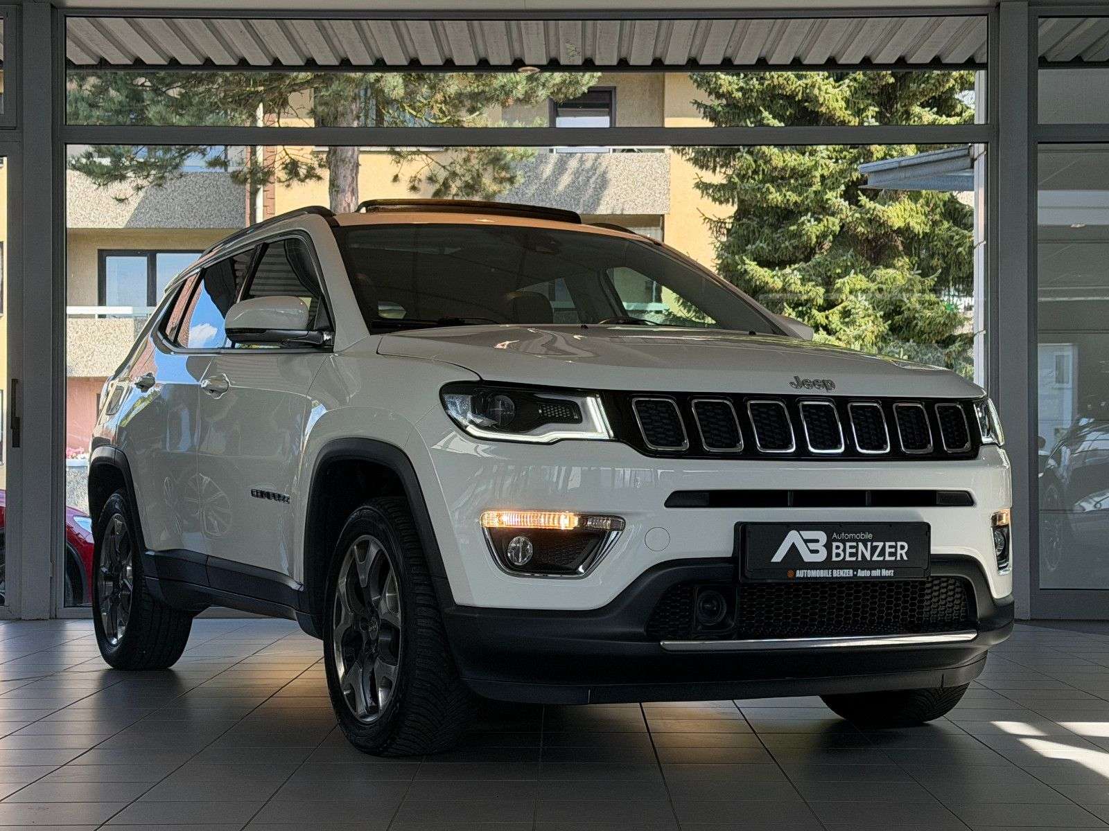 Second hand Jeep Compass 2.0