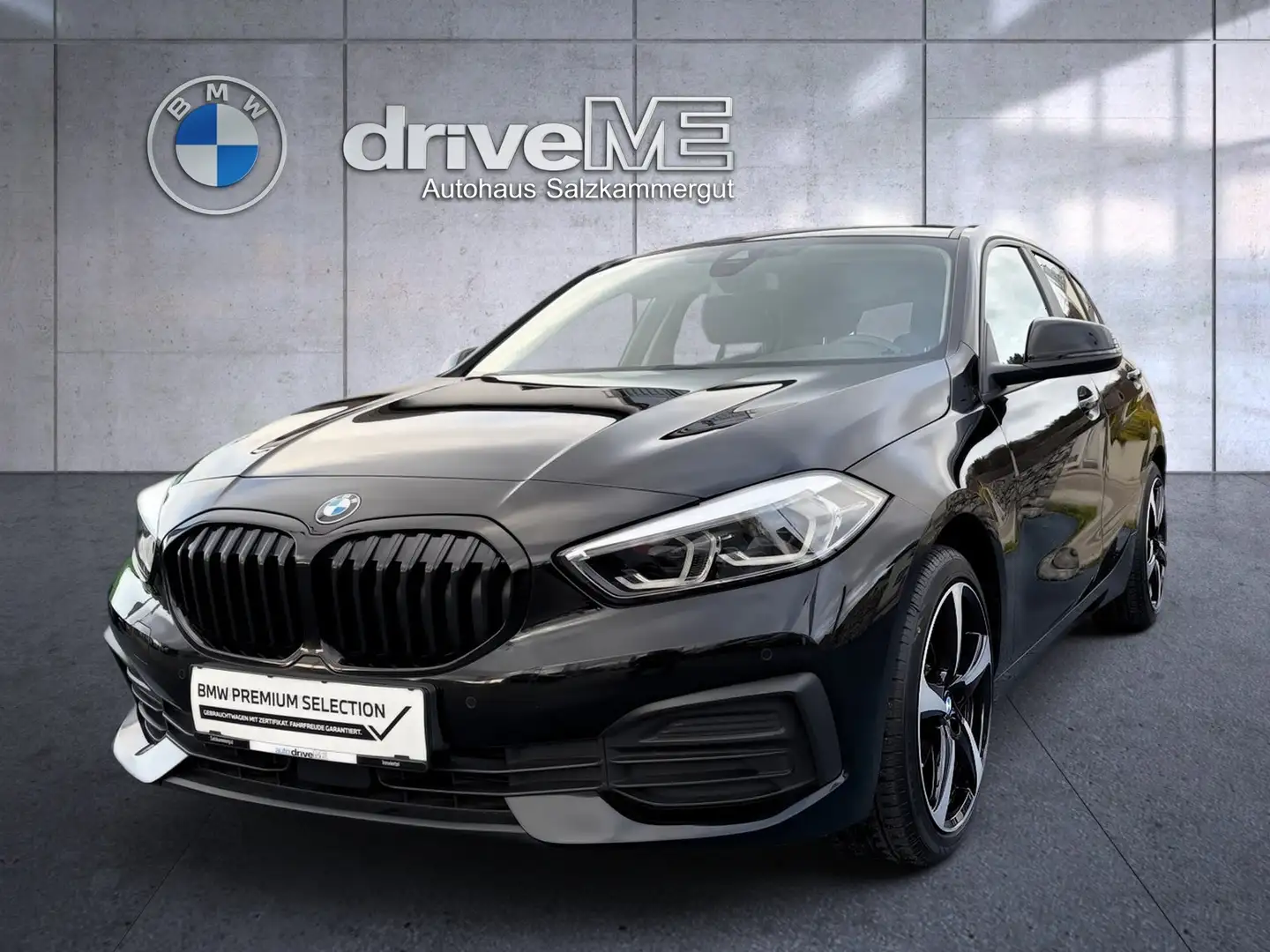 BMW 118 118i Schwarz - 1