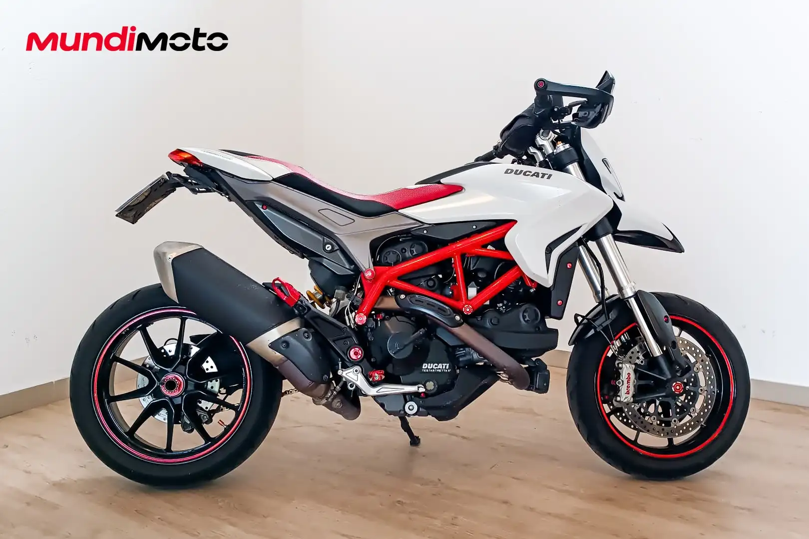 Ducati Hypermotard 939 - 1