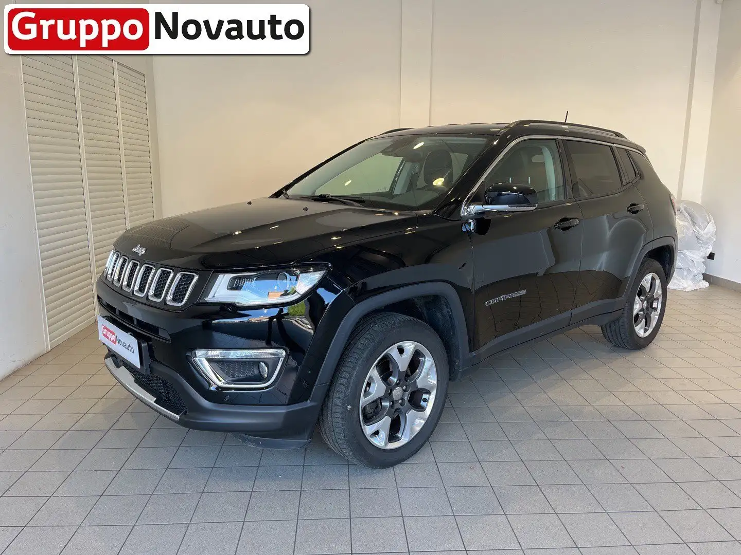Jeep Compass 1.4 MultiAir 170 CV aut. 4WD Limited Negro - 1
