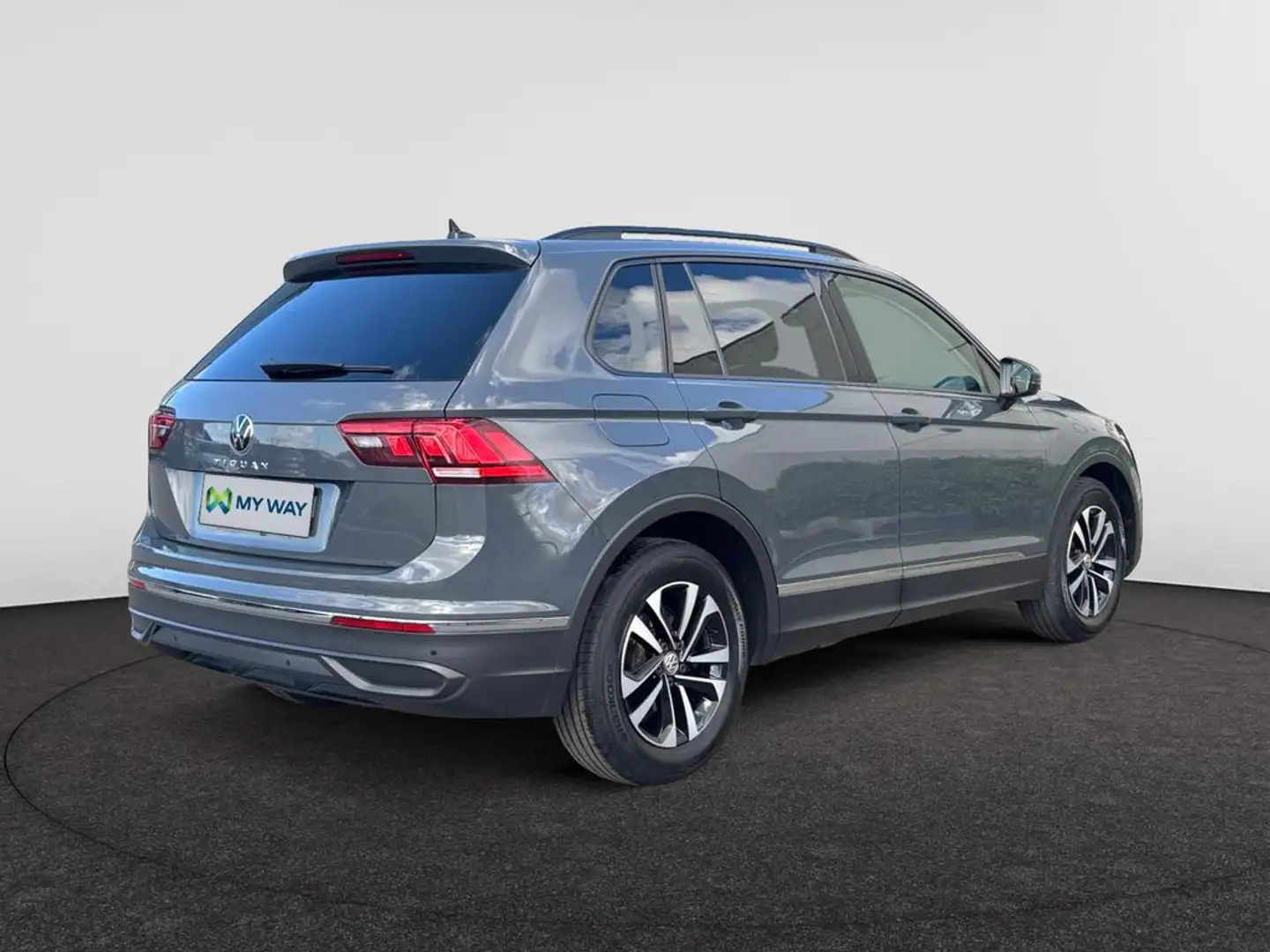 Volkswagen Tiguan Tiguan 1.5 TSI Life OPF Grigio - 2