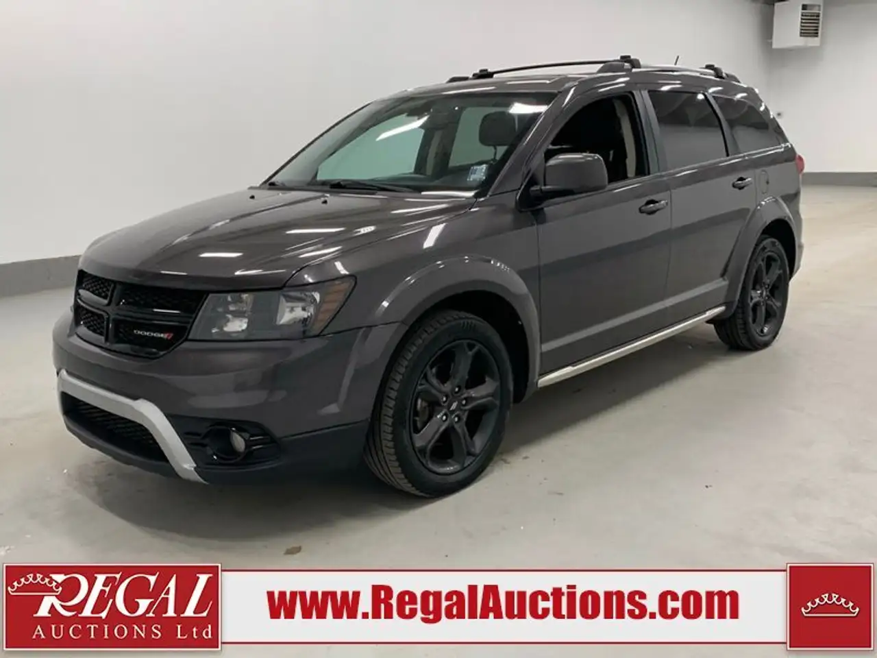 Dodge Journey снимка Dodge Journey