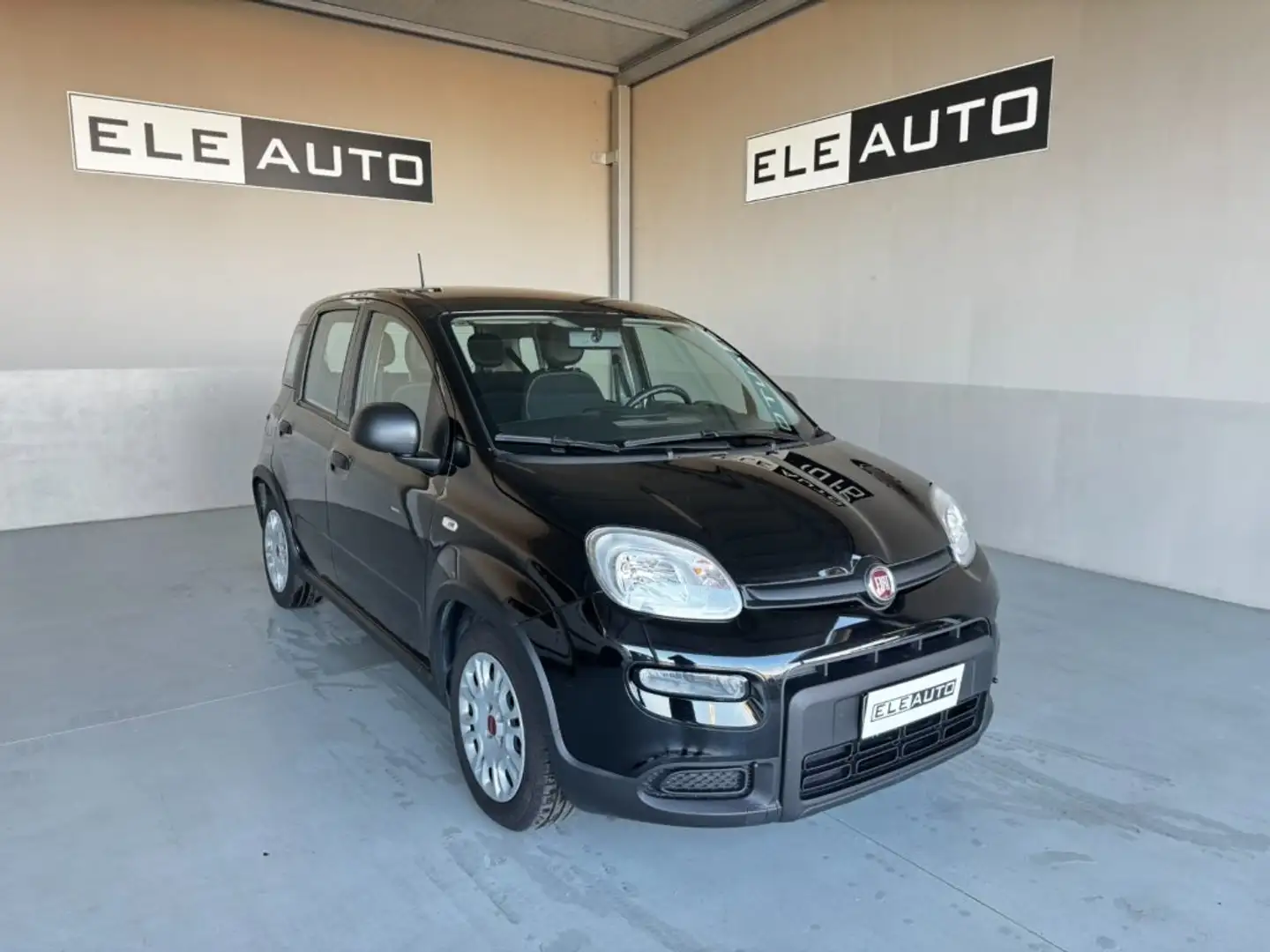 Fiat Panda 1.0 FireFly S&S Hybrid - Neopatentati Nero - 1