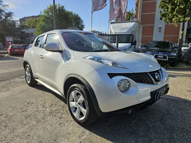 Nissan Juke view 3