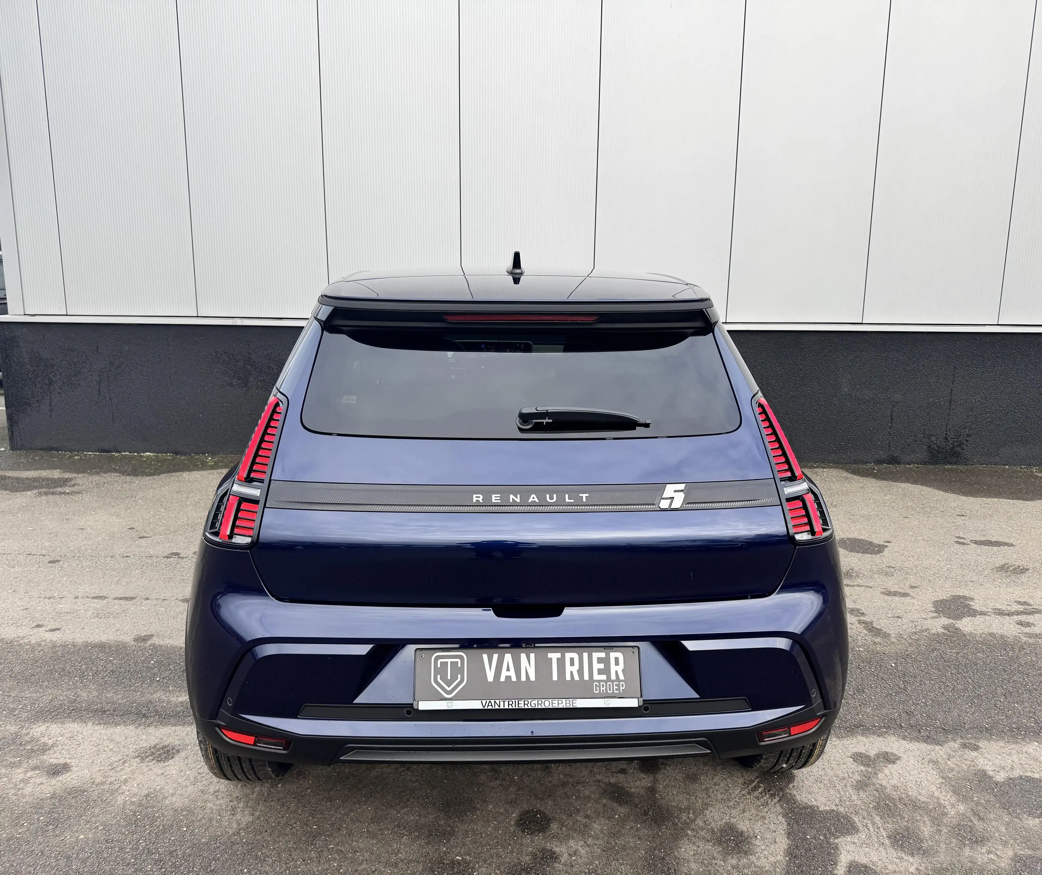 Renault R 5 techno 150 hp comfort range — photo 8