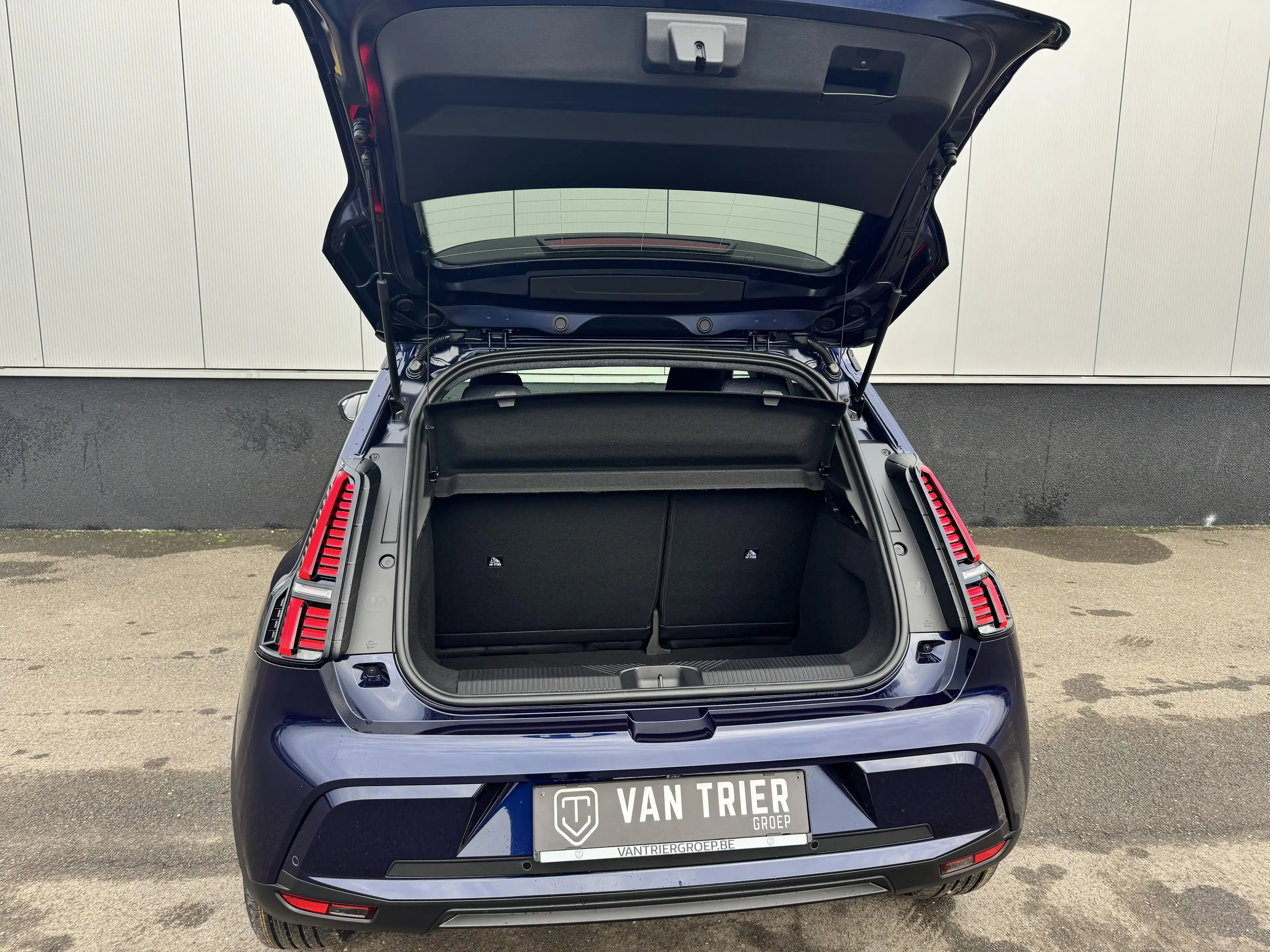 Renault R 5 techno 150 hp comfort range — photo 10