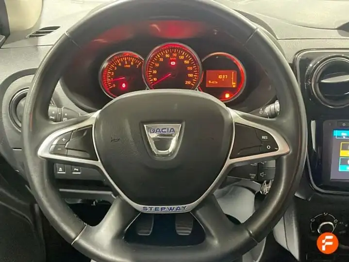 Dacia Lodgy 2022, foto 11