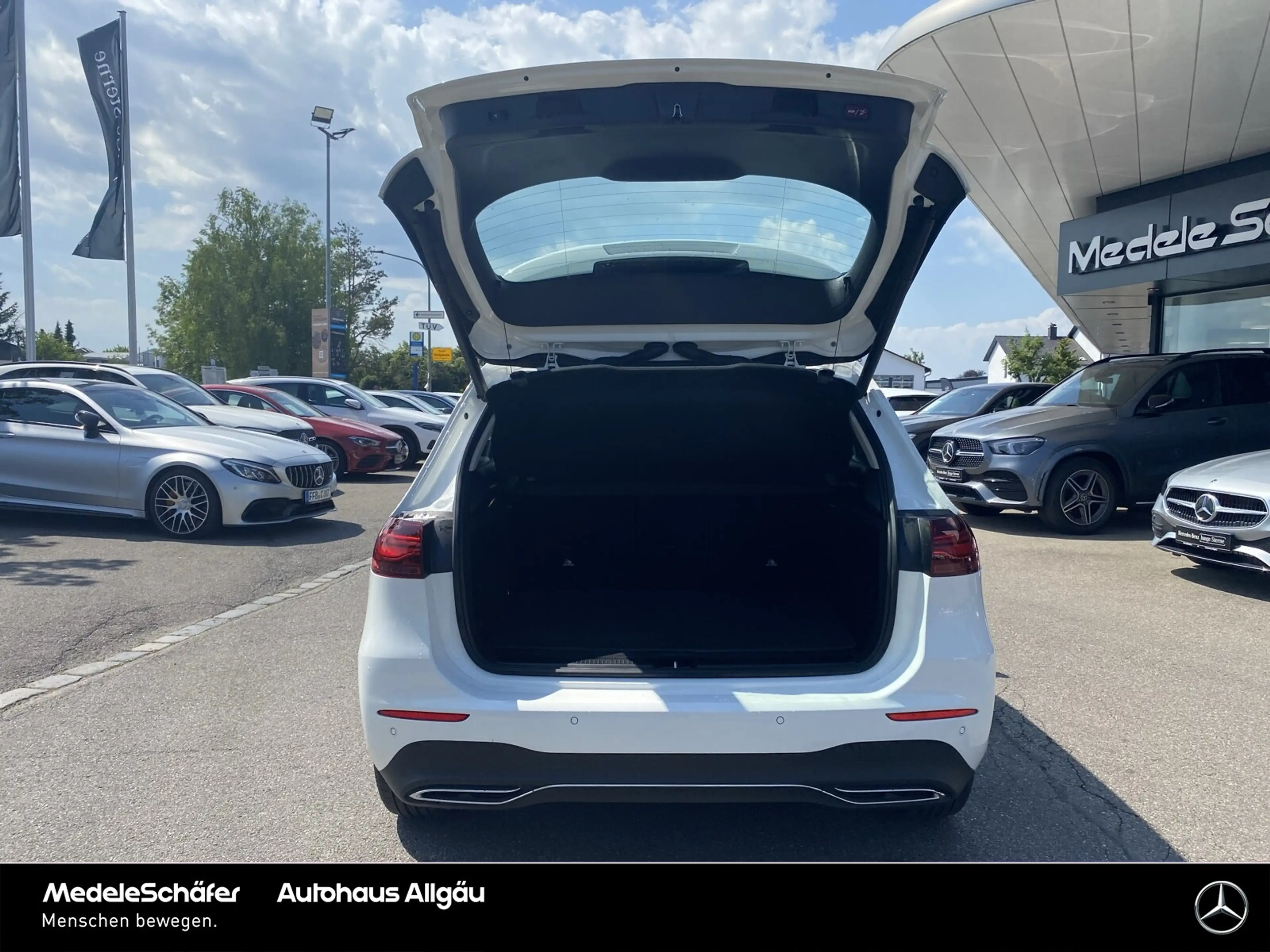 Mercedes-Benz B 200 B 200 d Progressive AHK Kam LED LenkHeiz autHeck — photo 4