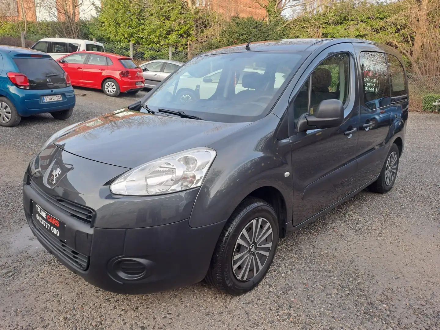 Peugeot Partner Partner Tepee 1.6i Access Grau - 2