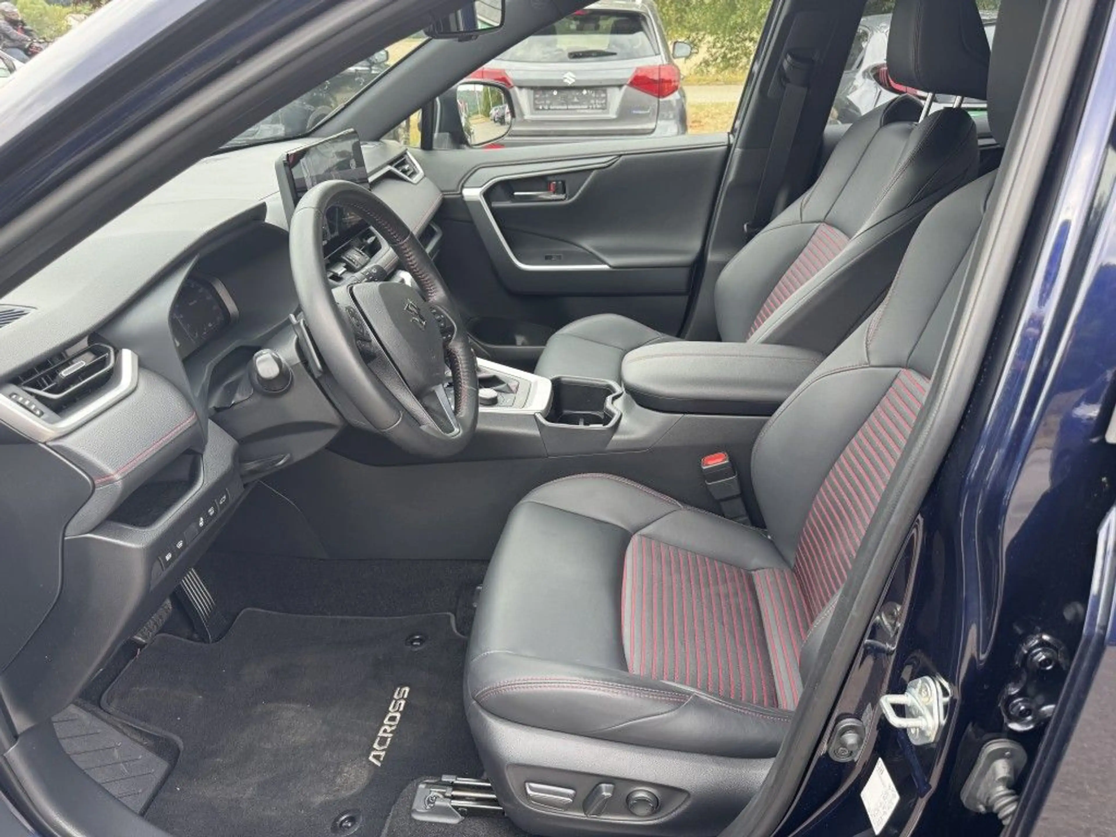 Suzuki Across Comfort+ PLUG-IN HYBRID — photo 13