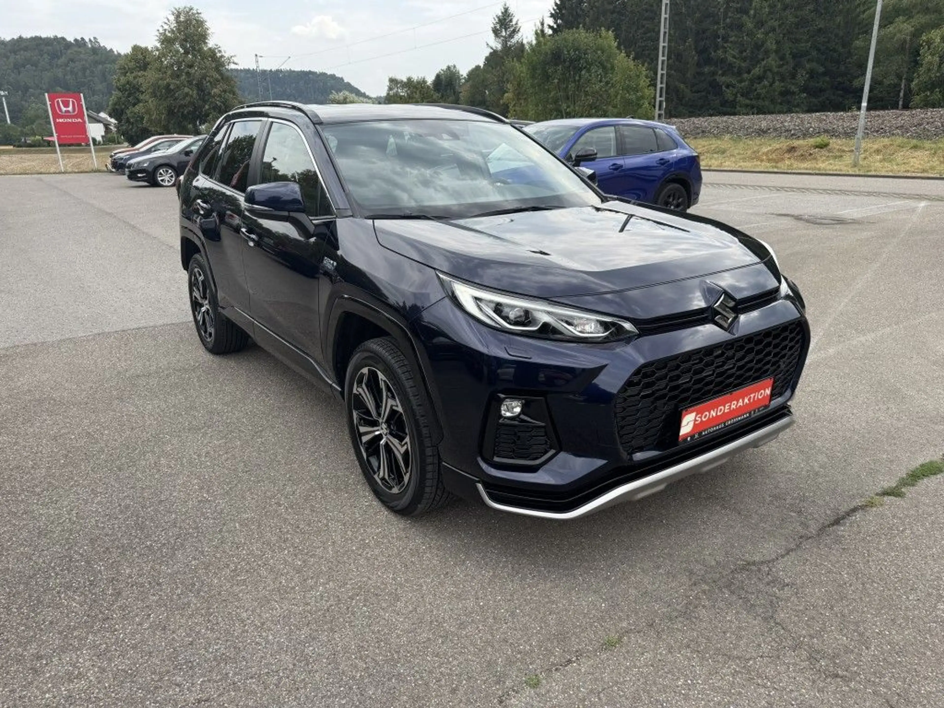 Suzuki Across Comfort+ PLUG-IN HYBRID — photo 8