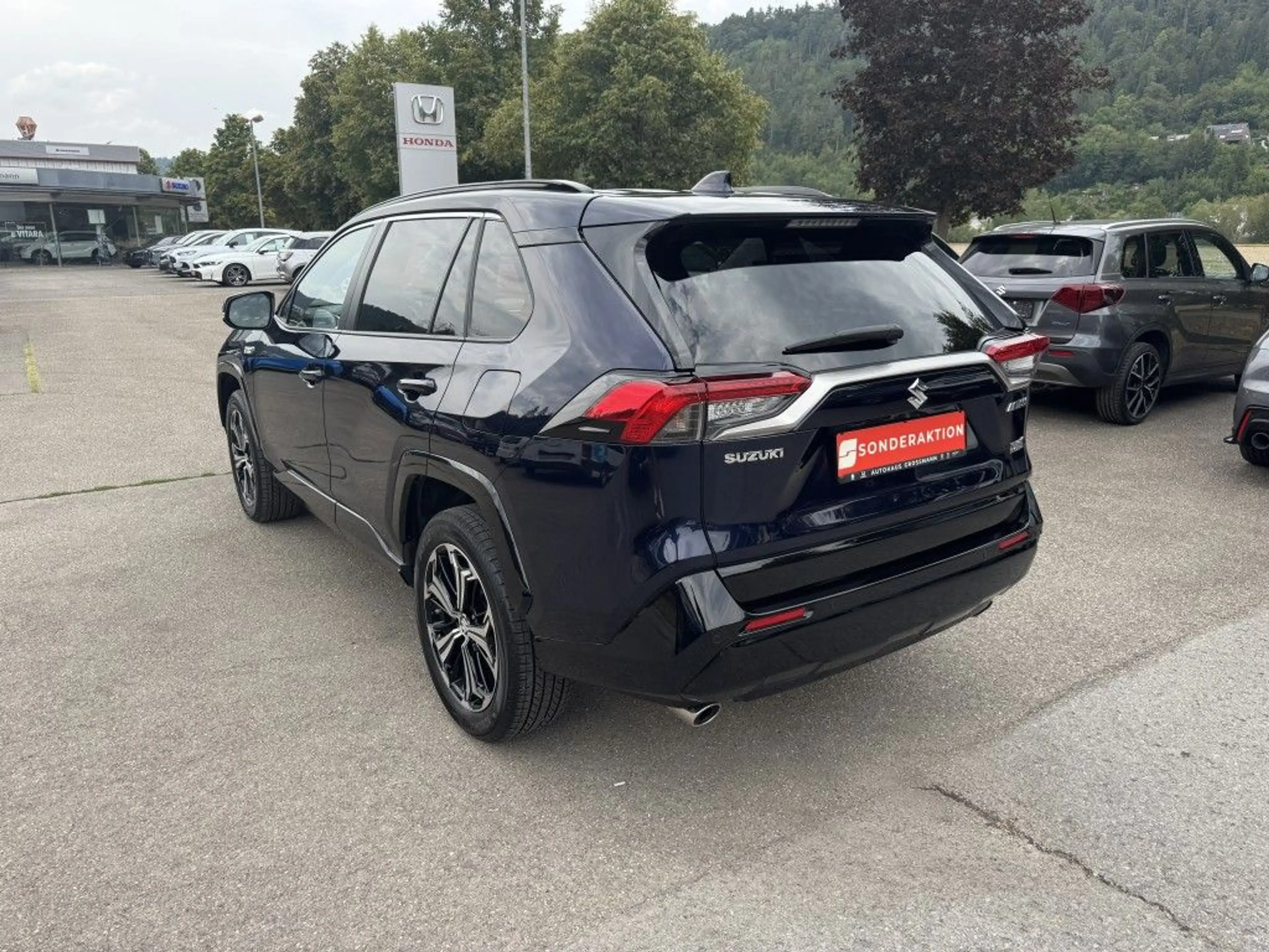 Suzuki Across Comfort+ PLUG-IN HYBRID — photo 4