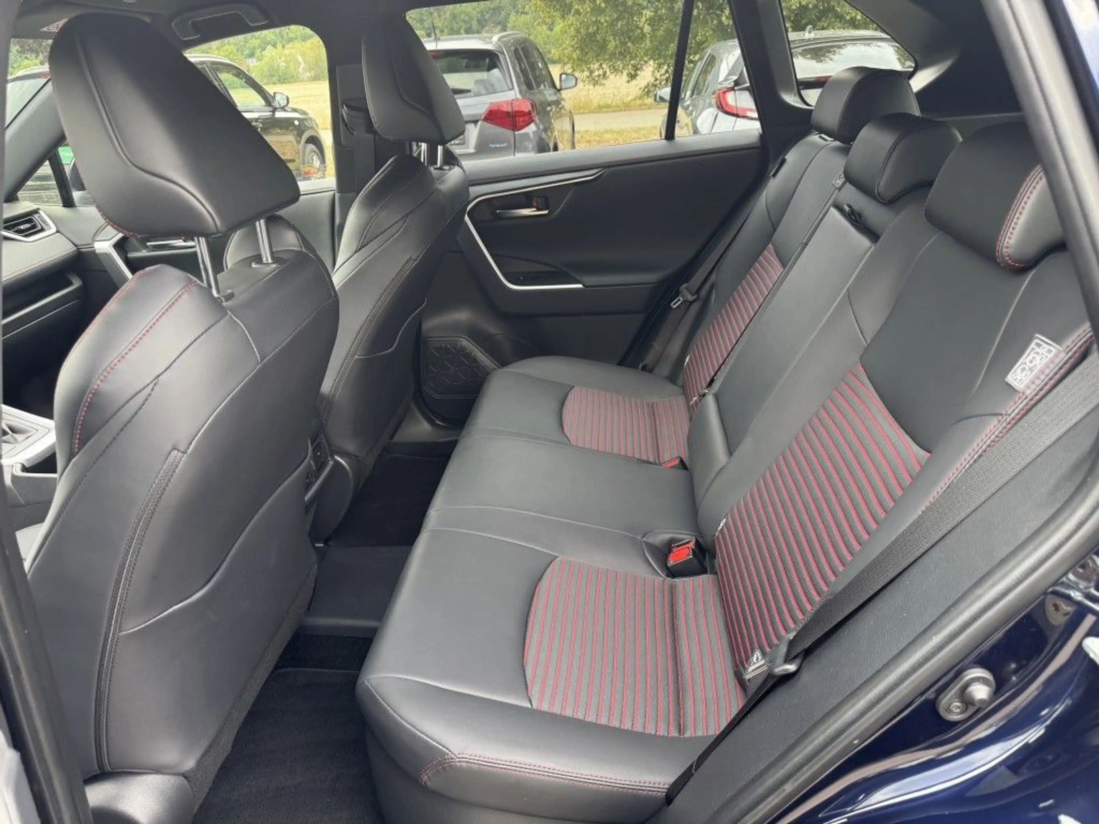 Suzuki Across Comfort+ PLUG-IN HYBRID — photo 14