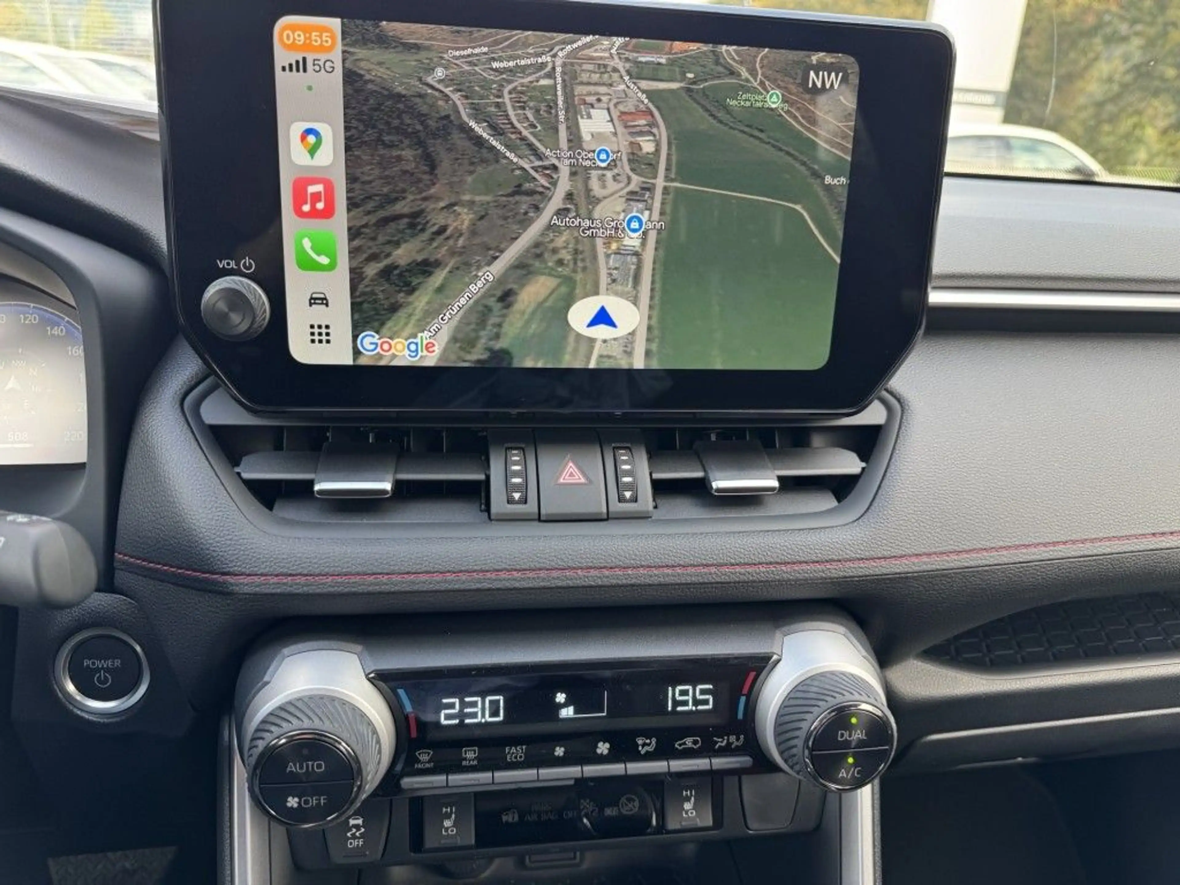 Suzuki Across Comfort+ PLUG-IN HYBRID — photo 11