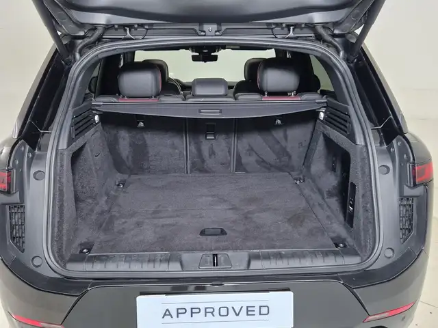 Land Rover Range Rover Sport view 12