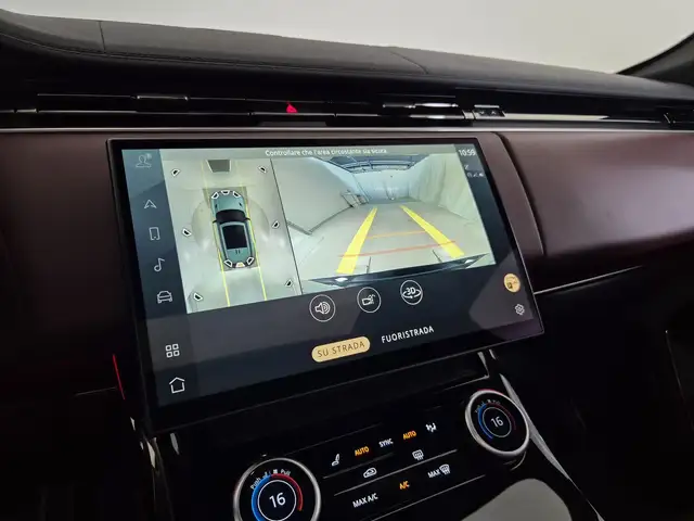 Land Rover Range Rover Sport view 14