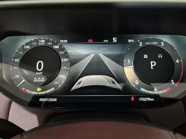 Land Rover Range Rover Sport view 13
