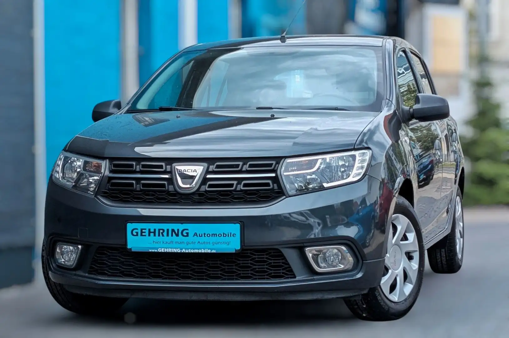 Dacia Sandero TCe 1,0 75 Klima Bluetooth 8 x Räder 45T Grau - 1