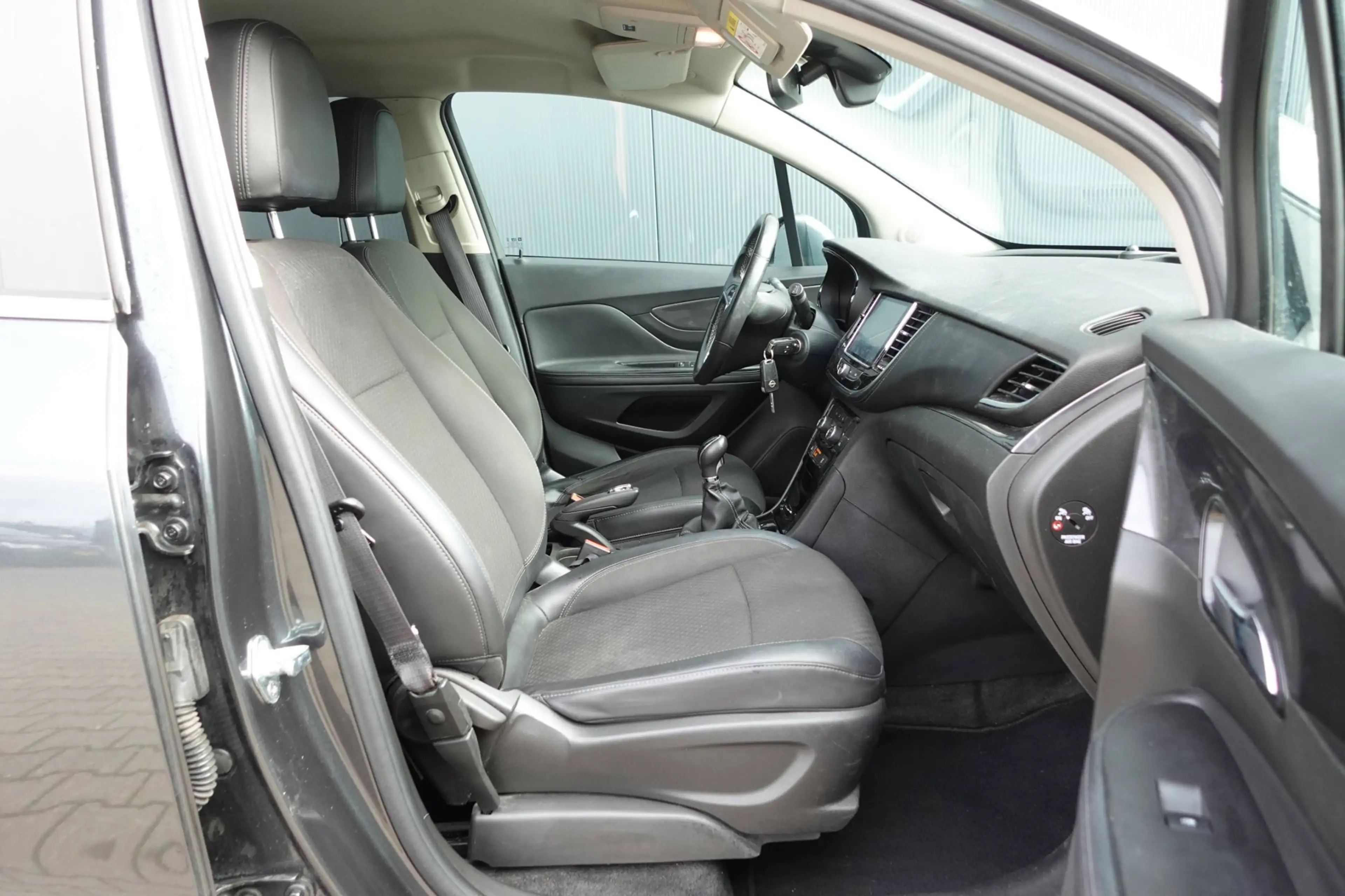 Opel Mokka X 1.4 Turbo Black Edition — photo 6