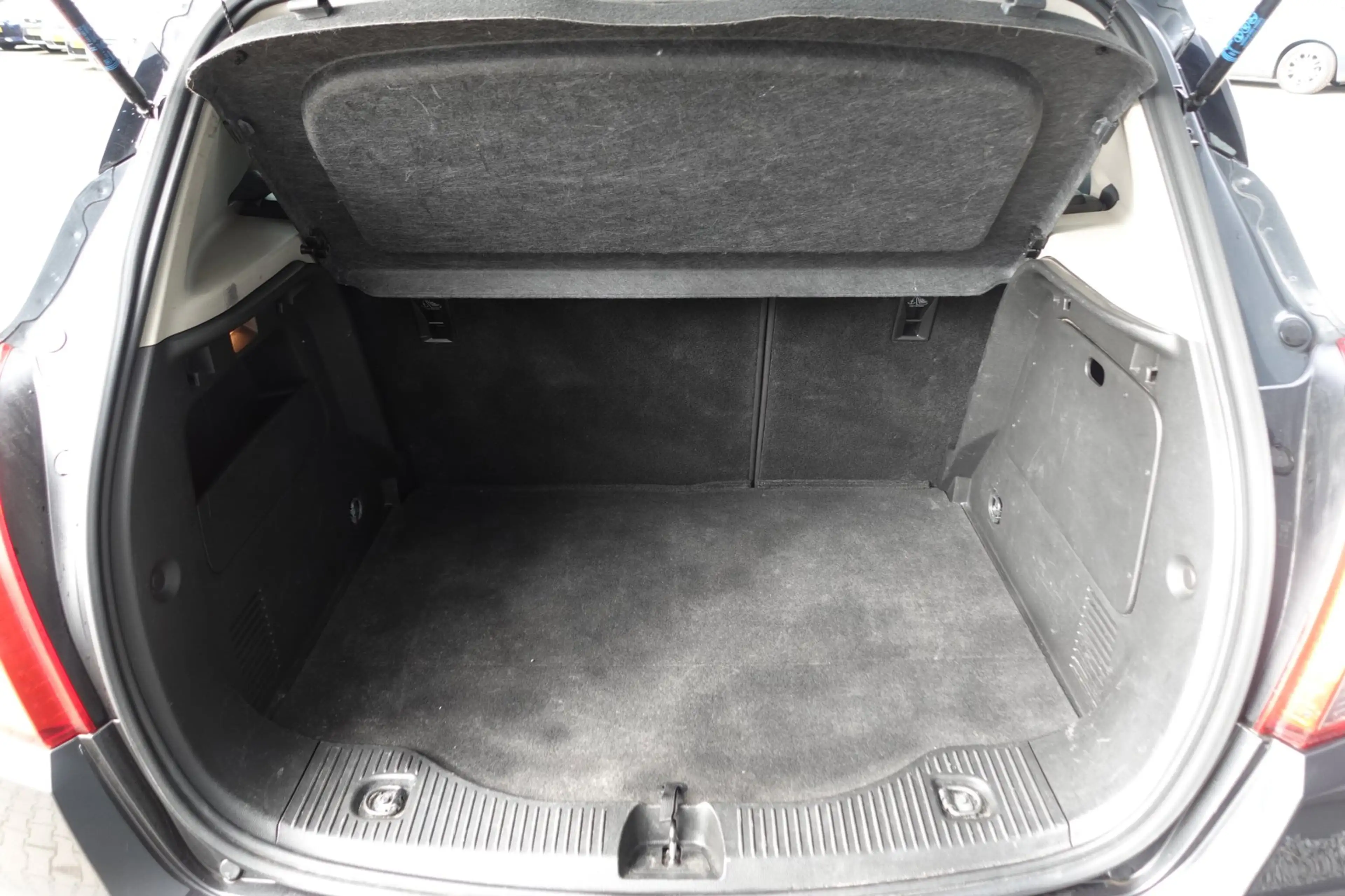 Opel Mokka X 1.4 Turbo Black Edition — photo 8