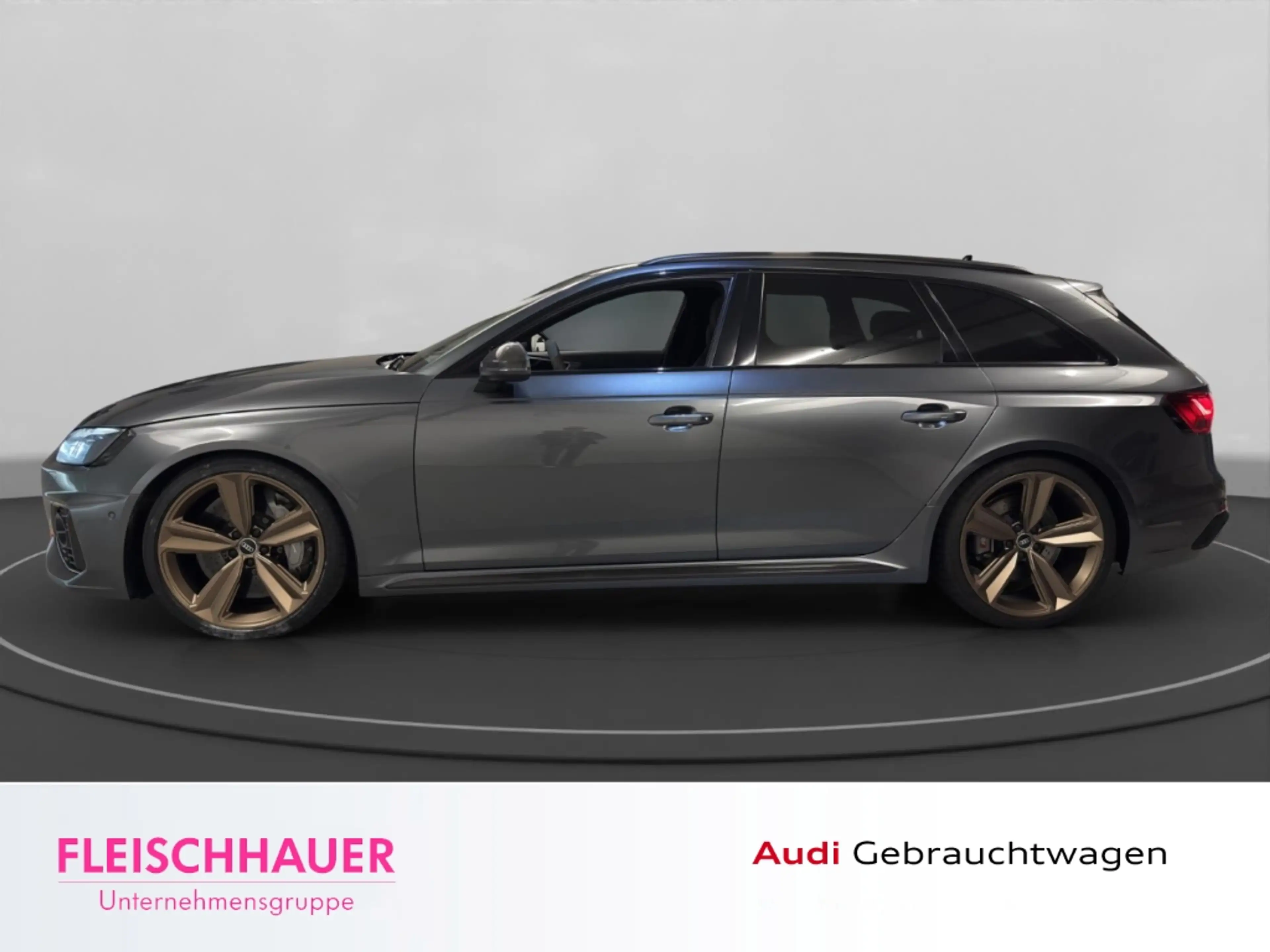 Audi RS4 Avant 2.9 TFSI qu. Matrix+AHK+Pano+20''+280+HUD+B& — photo 3