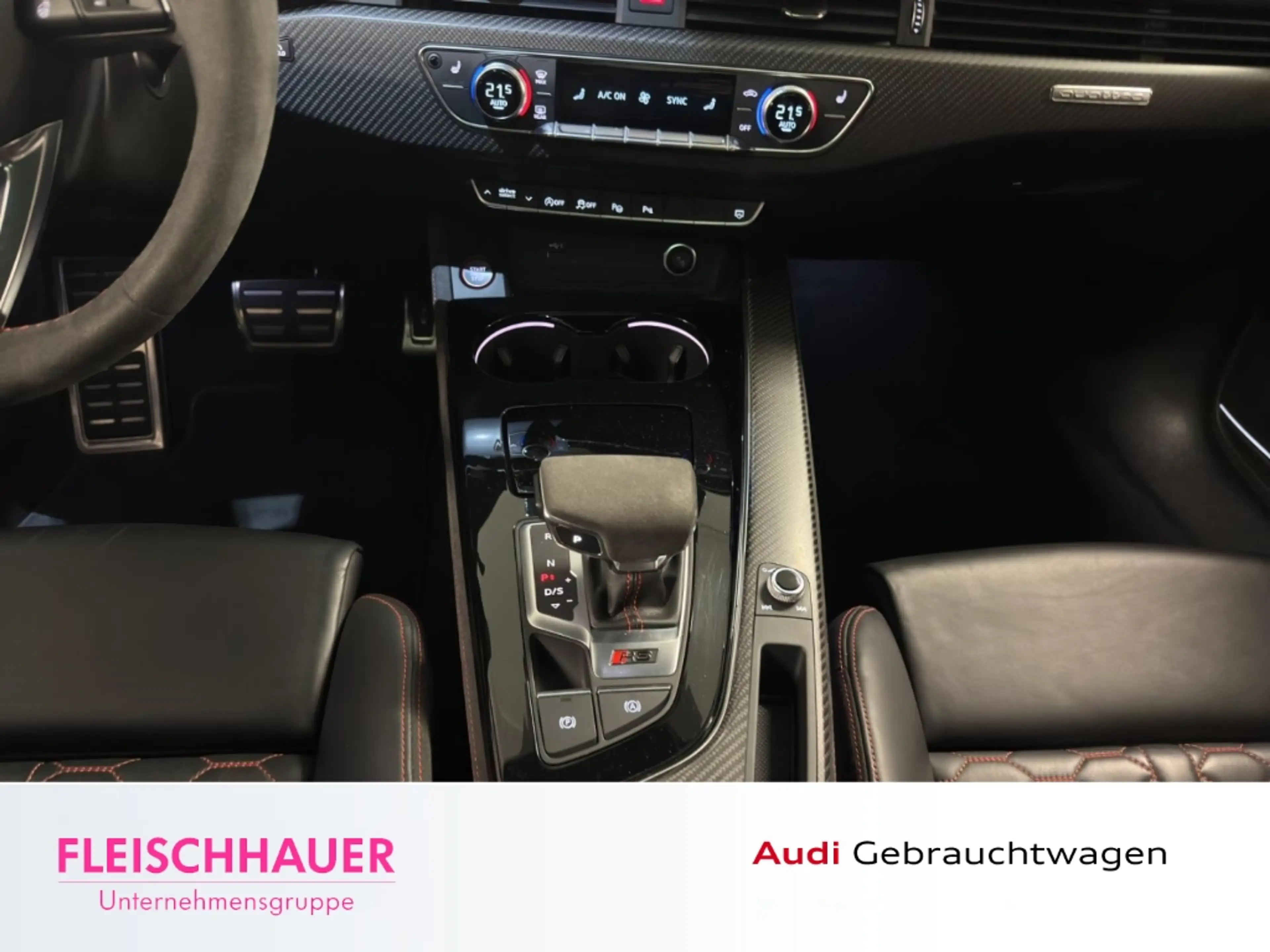 Audi RS4 Avant 2.9 TFSI qu. Matrix+AHK+Pano+20''+280+HUD+B& — photo 15