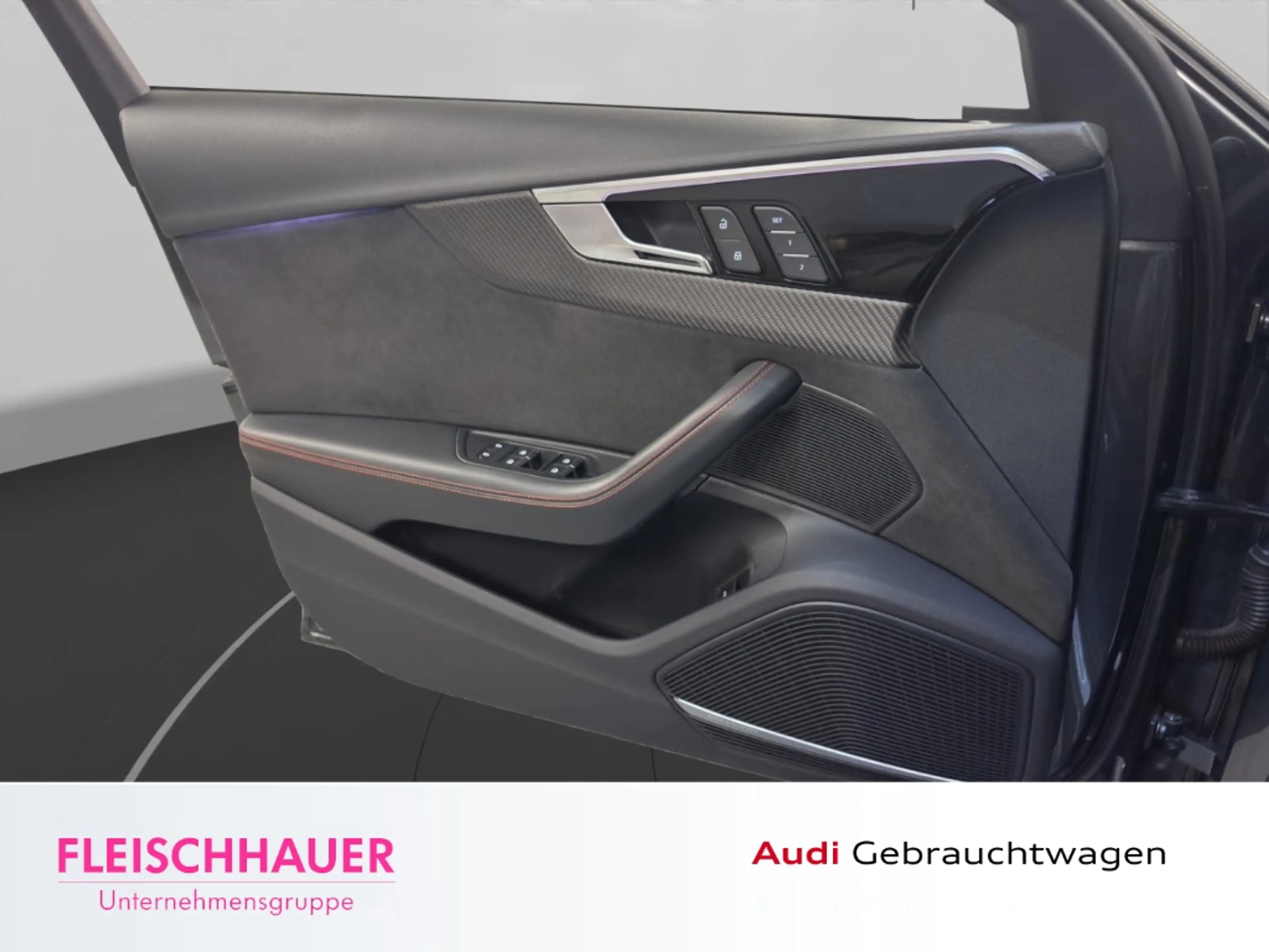 Audi RS4 Avant 2.9 TFSI qu. Matrix+AHK+Pano+20''+280+HUD+B& — photo 12