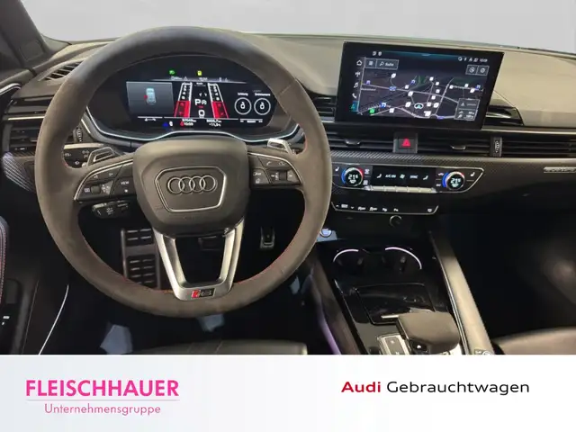 Audi RS4 Avant view 14