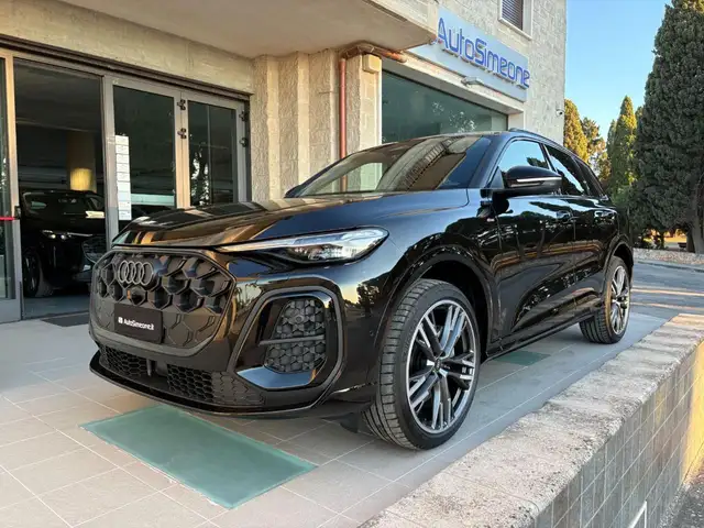 Audi Q5 TDI 150 kW mHEV+ S tronic quattro S line edition.