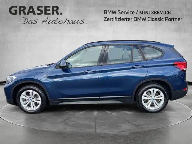 BMW X1 view 3