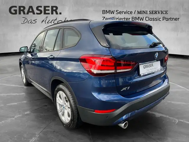 BMW X1 view 4