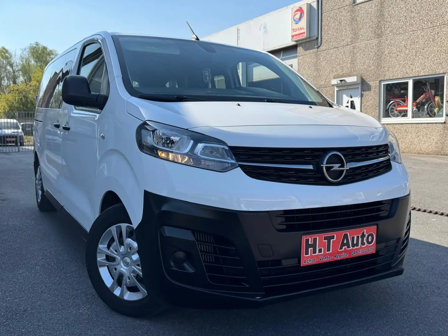 Opel Vivaro 1.5 TD/Etat neuf/9 places/Airco/Gps/Carnet/Euro6d Blanc - 2