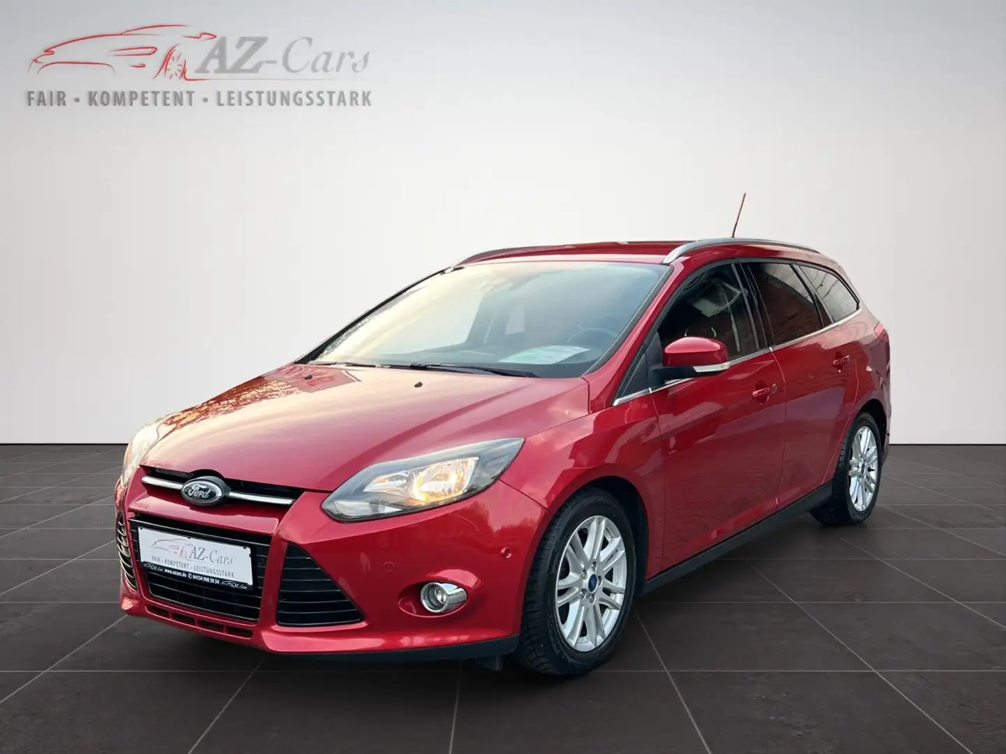 Ford Focus Turnier Titanium *NAVI*KEYLESS*KAMERA*SHZ* Rosso - 2