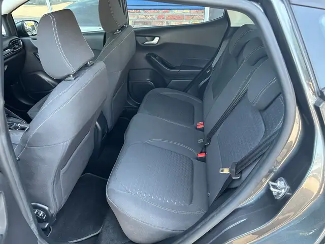 Ford Fiesta view 12